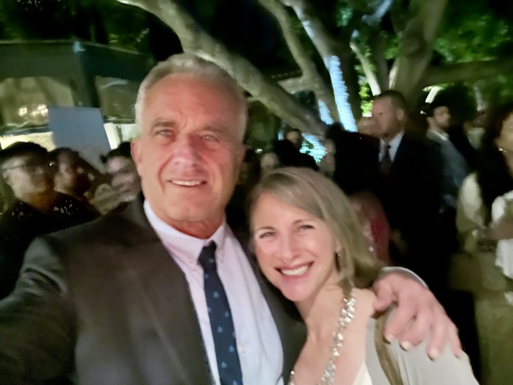 Karen Lorre (@karenlorre) on Twitter photo If you think <a href="/RobertKennedyJr/">Robert F. Kennedy Jr</a> is a conspiracy theorist, would you be open to reading this?
As an environmental attorney, he is looking at all toxins and how they affect us and the world.
He has had about 300 doctors and scientists working with him.
The US Gov If you think <a href="/RobertKennedyJr/">Robert F. Kennedy Jr</a> is a conspiracy theorist, would you be open to reading this?
As an environmental attorney, he is looking at all toxins and how they affect us and the world.
He has had about 300 doctors and scientists working with him.
The US Gov