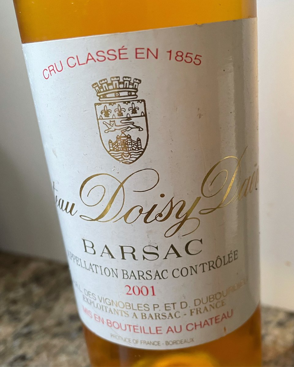 chriswinedoctor's tweet image. Midweek Barsac. 2001 vintage. #doisydaene #chateaudoisydaene #barsac #sauternes #bordeauxwine #wine