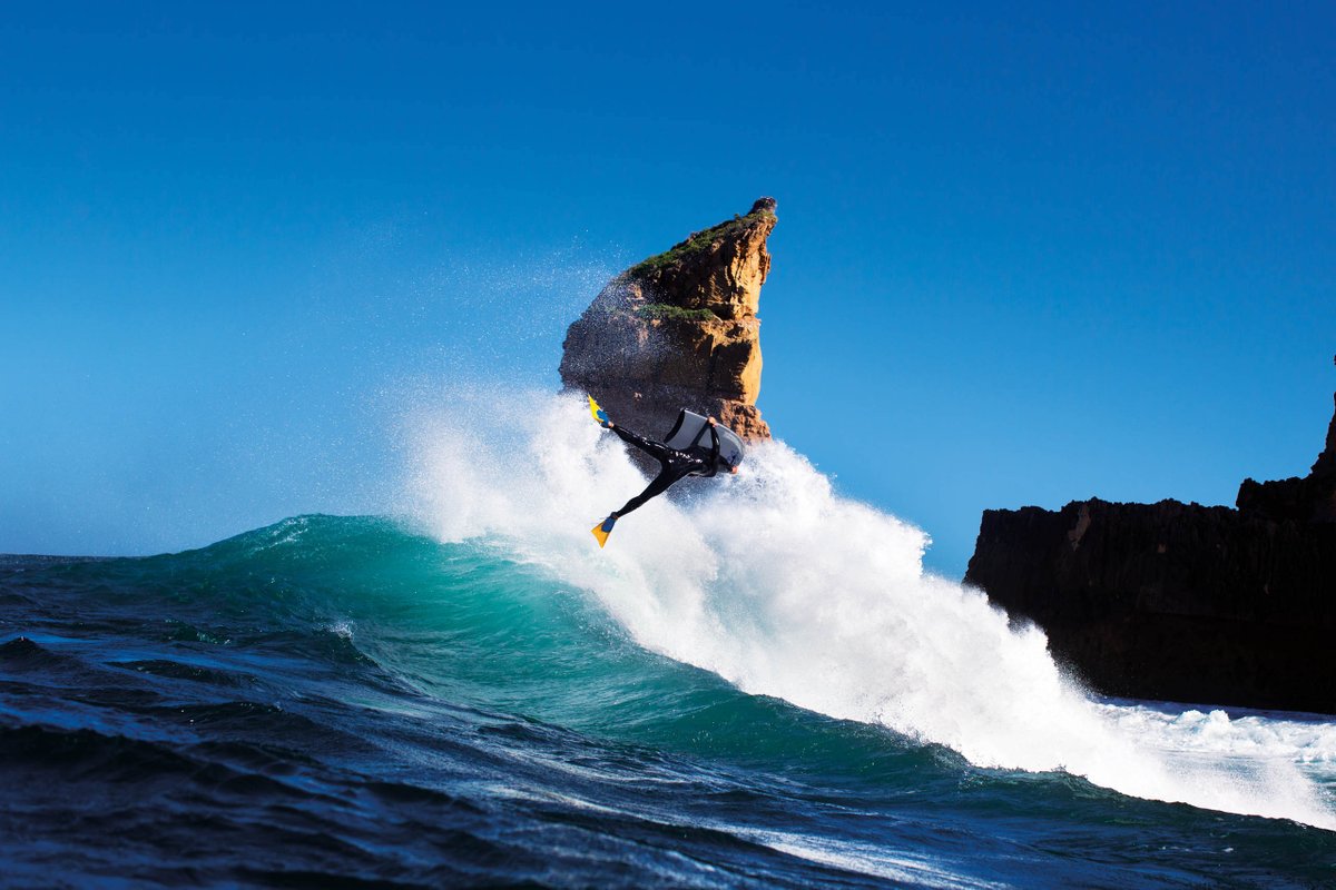 SurfersJournal's tweet photo. Photographer Josh Tabone’s style is part nature, part nurture: His background in bodyboarding has given him experience in crucial zones. Pick up a copy of our new issue for the full portfolio.

https://t.co/FzkOYk0uLB https://t.co/MyqdnxnttD