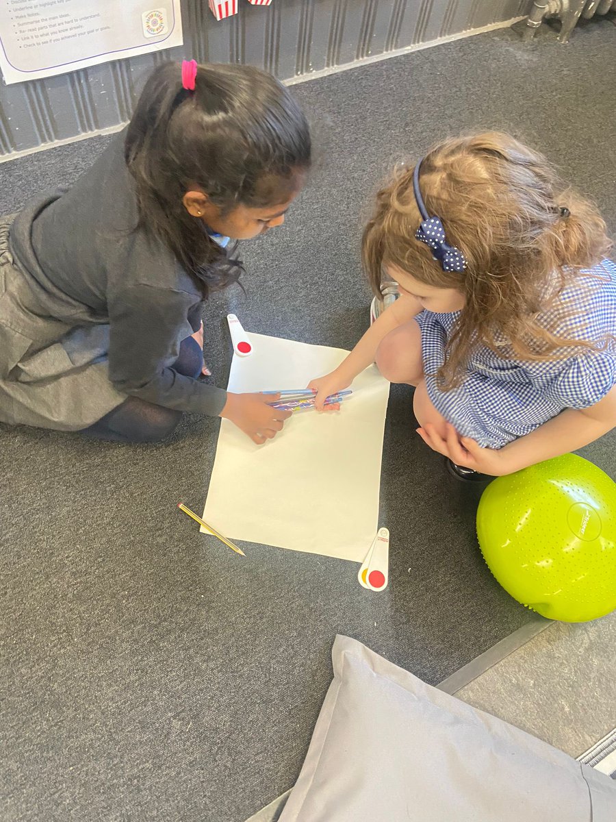 LangsidePri's tweet photo. P5c loved using their drama and technology skills to create a trailer for their class novel ‘Ever Dark’ 🎥🎭 https://t.co/ojVgJ6GADL