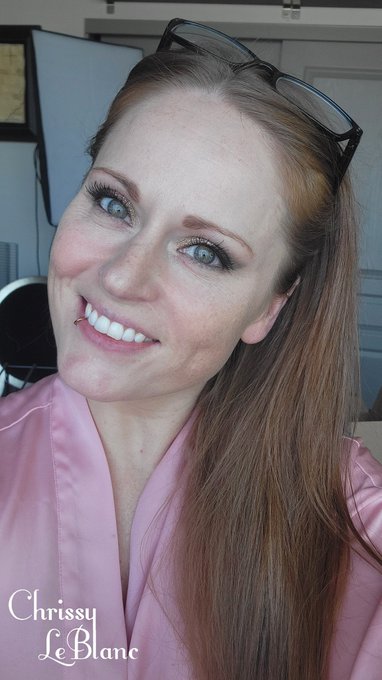 I'm live on @ePlayStreamers now 💋 Sharing some filming BTS, then jumping into some cosplay crafting with<a class="tags" target="_blank" title="On Twitter" href="/?out=eyJ0eXAiOiJKV1QiLCJhbGciOiJIUzUxMiJ9.eyJpYXQiOjE3MjE3OTI3NzUsImlzcyI6InR3cG9ybnN0YXJzLmNvbSIsIm5iZiI6MTcyMTc5Mjc3NSwiZXhwIjoxNzUzMzI4Nzc1LCJyZWRpcmVjdF91cmwiOiJodHRwczovL3R3aXR0ZXIuY29tL2VQbGF5U3RyZWFtZXJzIn0.MnaWZRoZy5VKZC51jr60EWHqNvUYl7NbUw-CVAMM6xA-ptB37iWusobvw5ZrVmQfTm2slgypPJ7LV_7xpUaVAg">@ePlayStreamers</a><a href="/tag/live"class="tags"><span>#live</span></a>