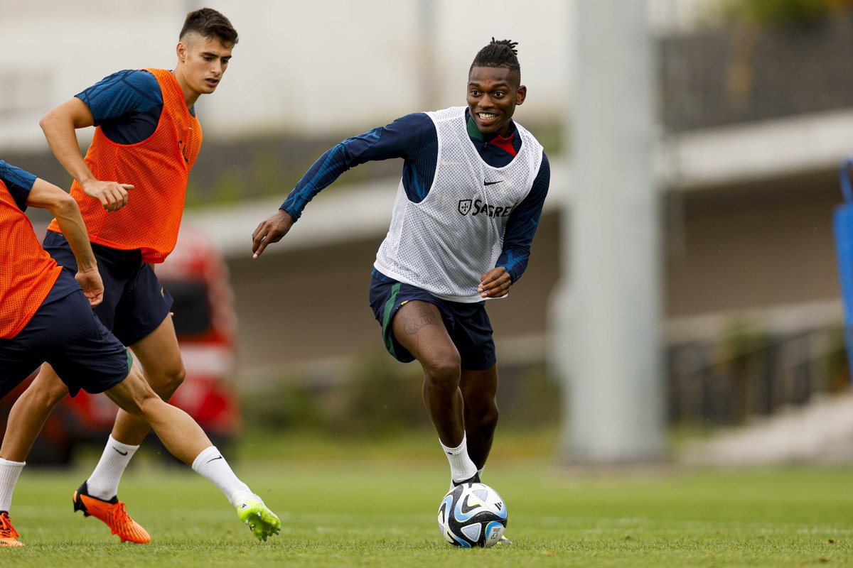 Foco máximo para os próximos 2 jogos rumo ao nosso objetivo!
#forcaportugal🇵🇹