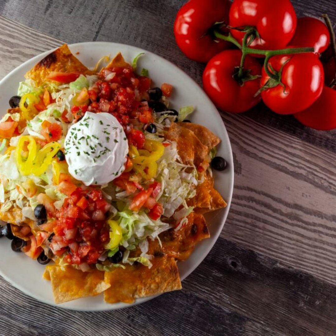 Chelo's Bar & Grille tweet media