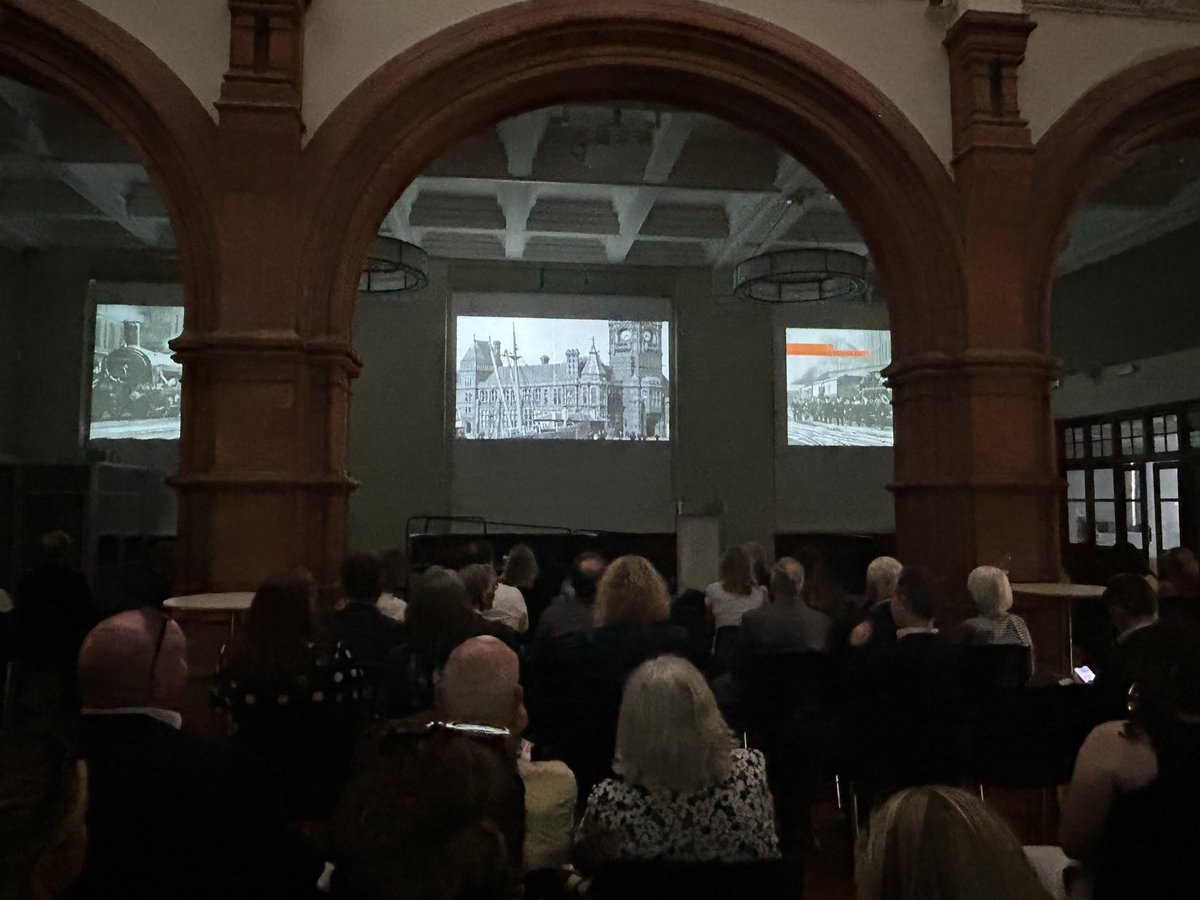Top départ du congrès européen de droit rural depuis ce bâtiment emblématique de l’histoire du Pays de Galles :  The Pierhead Building