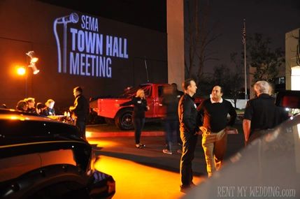 Step into the future with this amazing 🔆monogram light🔆! It's perfect for town hall meetings, allowing us to maximize engagement and spark more 🗣 conversation. 🤝 

Rentals: RentMyWedding
Photo: Client Submission