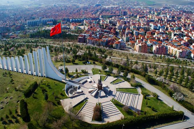 Sana verdiğim değeri Polatlı’ya verseydim İl olmuştu :))