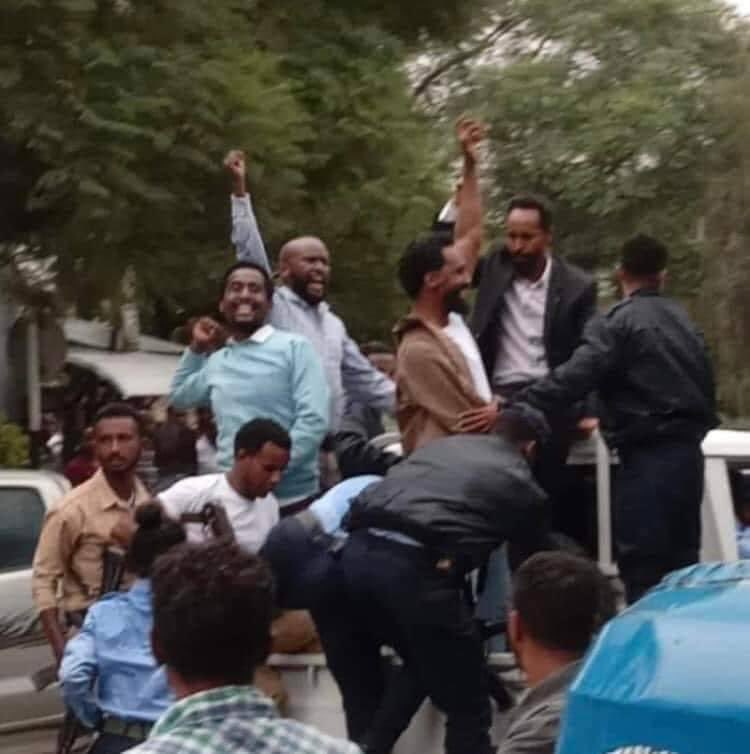 MerseaKidan's tweet photo. Peaceful political leaders of #Tigray detained by communist #TPLF for planning a peaceful rally in capital city #Mekelle. They show their readiness to pay any sacrifice.

@BBCWorld @cnni @ReutersWorld @AFP @AlJazeeraWorld @CCTV @USEmbassyAddis @MikeHammerUSA @addis_fortune https://t.co/pKOpPygnab