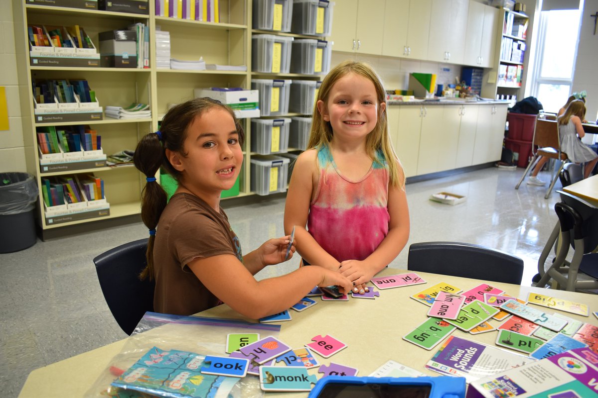 It’s the first week of school and George Vanier students are making the best of indoor lunch recess today! ☀️ Students say they are SUPER excited to be back in class 🎒#RCCDSBBackToSchool #StayingCool