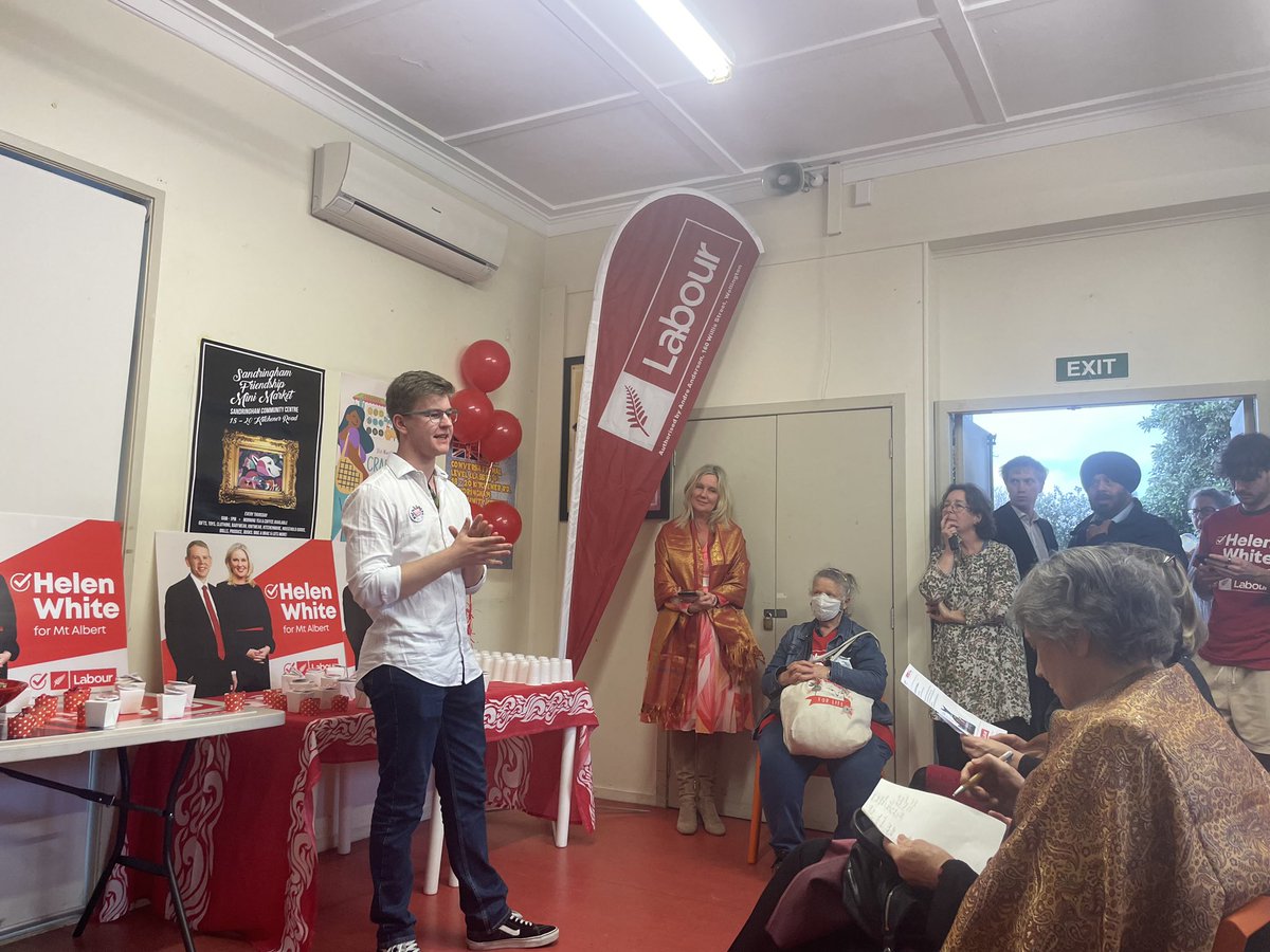 A really awesome launch last night, packed out the door in Sandringham!

Mount Albert is fortunate to have Helen White, a long time local who knows every corner of the community and is deeply committed to fairness.

Thanks for coming <a href="/HelenClarkNZ/">Helen Clark</a>.