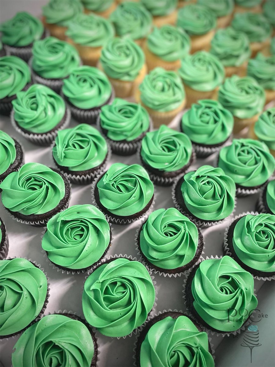 PieceOCake_LLC's tweet photo. Some succulent sweets 🌵🌱🪷 
.
.
#succulents #succulentwedding #succulentcake #fondantsucculents #succulentweddingcake #nakedweddingcake #seminakedweddingcake https://t.co/QnmRQmWfPn