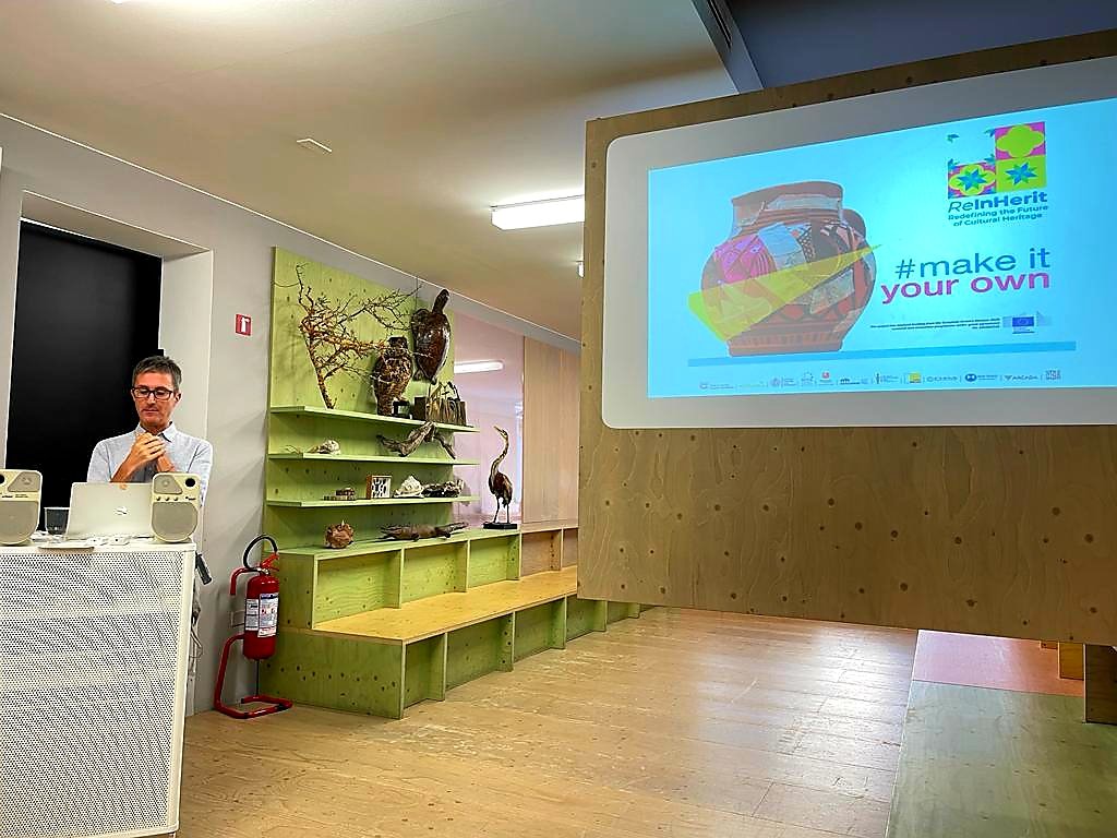 Today's lecture with <a href="/BertiniMarco/">Marco Bertini</a> #DIGITARCH Summer School <a href="/MuseiCiviciRE/">Musei Civici ReggioE</a> "Emotions, Interactions and Digital _the Museum Experience" New digital learning approaches with CV/AI-based interactive tools in museums. #reinherit #MakeItYourOwn #museiemotivi #miccunifi