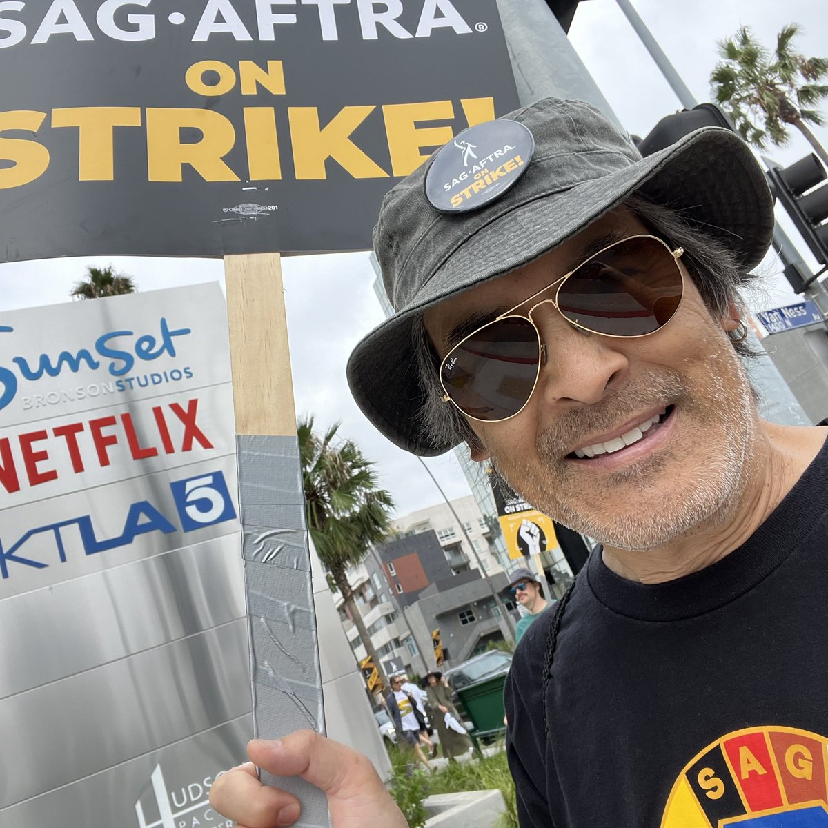 christashima's tweet photo. Picketing @netflix today with @strongasianlead❗️ #SAGAFTRAStrong #sagaftrastrike #strongasianlead https://t.co/VqhLFdct0g