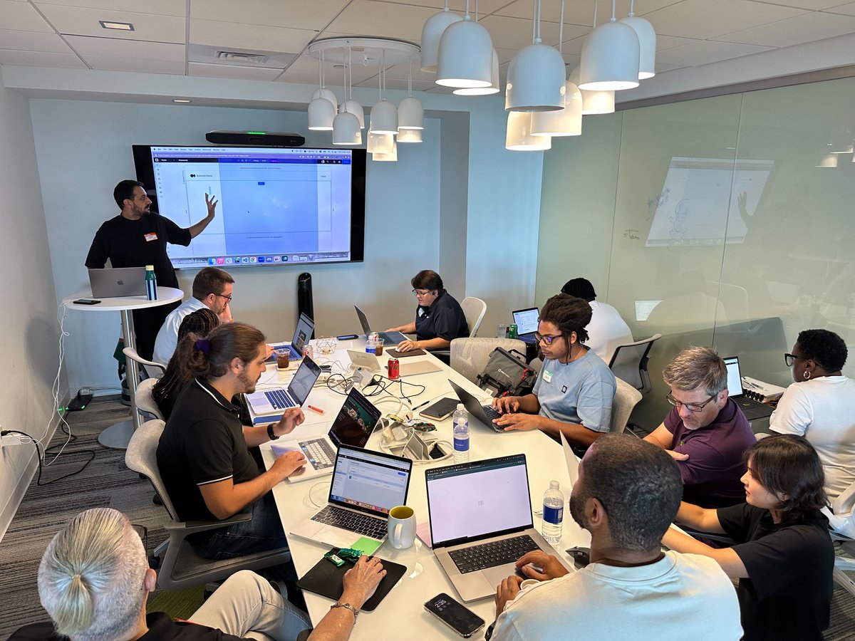 DevsOnWix's tweet photo. 🌴Miami has it all — sunshine, sand, and some serious developers!

Our "Build and sell apps with Blocks" workshop at the @WixStudio tour was a hit. We can’t wait to see what you’re going to build, Miami! https://t.co/BlAE2qI5VX