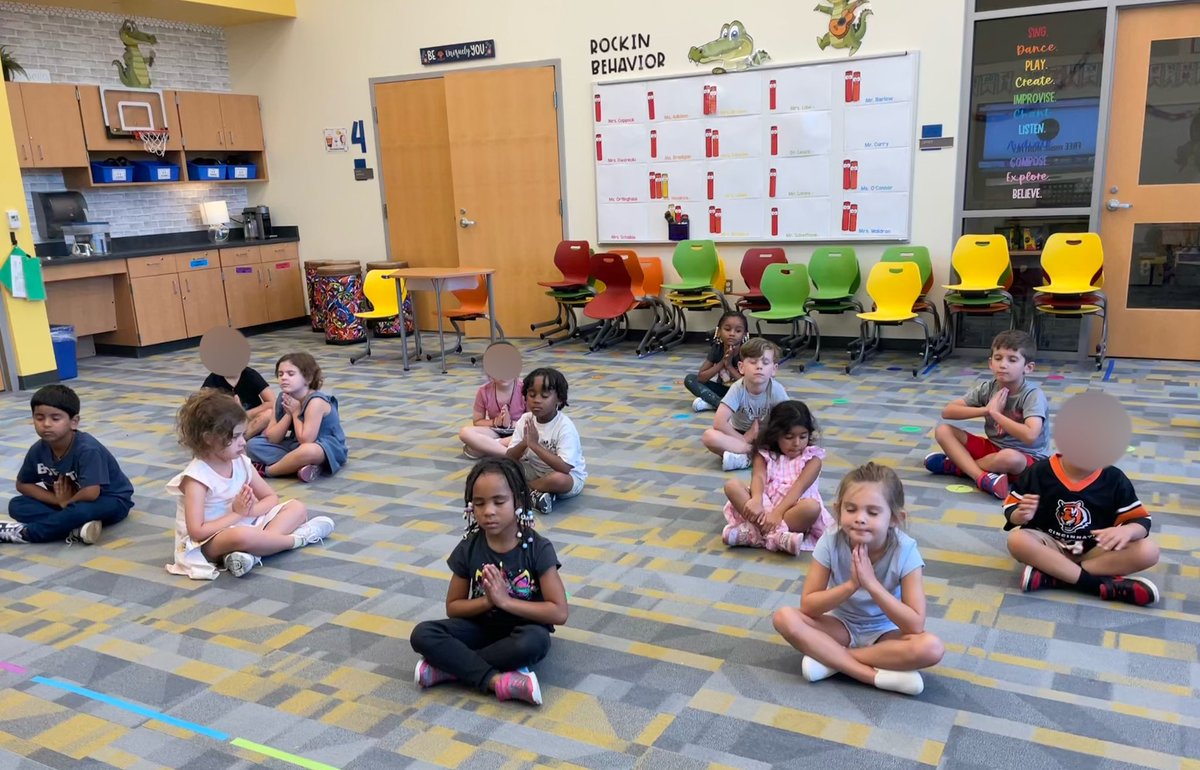 A great way to end the day 🧘🏻‍♀️ <a href="/mdworecki_UMASD/">Mrs. Dworecki</a> <a href="/GulphPBIS/">Gulph PBIS</a>