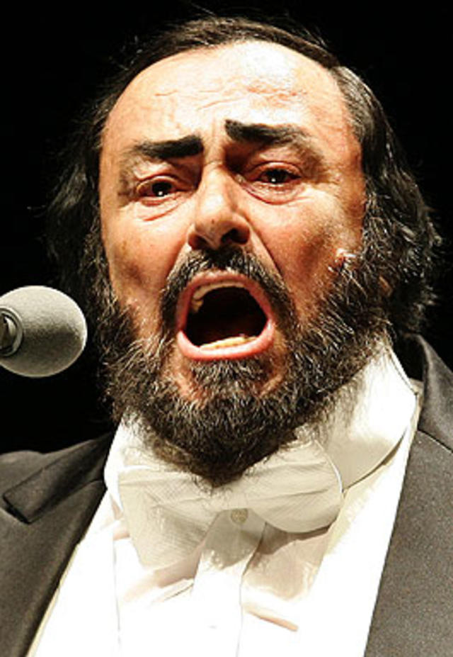 Italian #opera singer #LucianoPavarotti died from #cancer #onthisday in 2007. 🎤 #tenor #Pavarotti #trivia #TheThreeTenors #ThreeTenors #TheKingOfHighCs #NessunDorma #DeltaOmicron