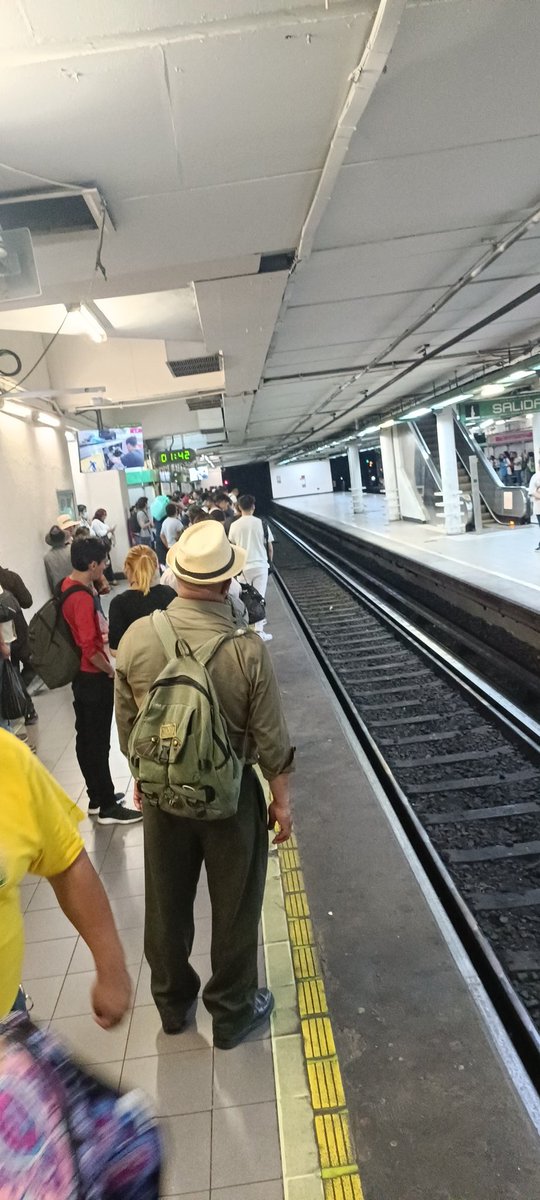 Games_Place_GP's tweet photo. @MetroCDMX Nada en salto del agua https://t.co/ejrHlJnjEy