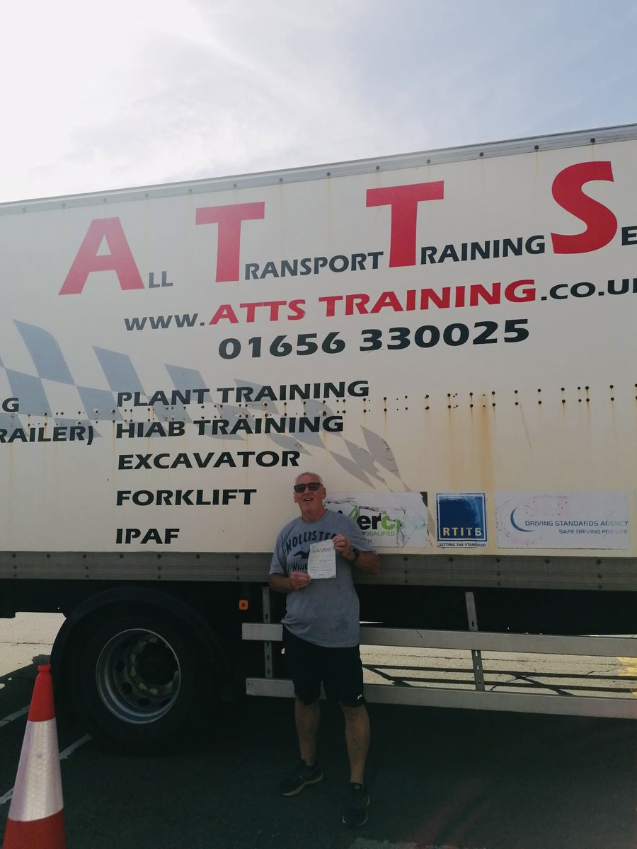 ⭐️ PASS ⭐️ 

Congratulations Kevin on passing your test 👏 

We wish all the best for the future, happy trucking and see you soon for your class 1 😜🚛 

Shout out to trainers Colin and Pavo… massive thanks 👏 

#transport #drivertraining #hgv #training #ATTStraining