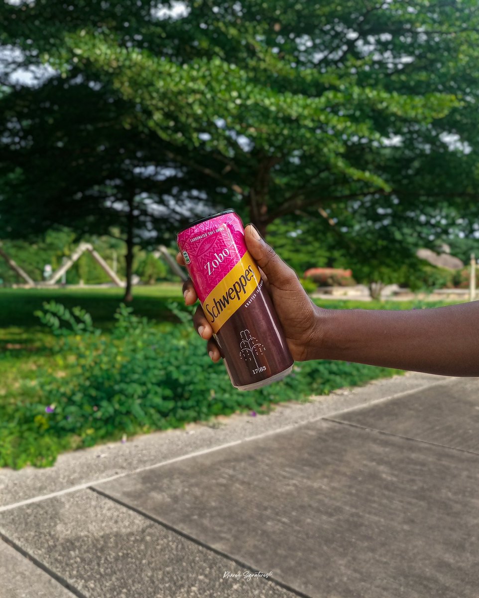 It's been a while since I did a proper shoot 🙂
So I did this for @SchweppesNG

Shot on my @TECNOMobileNG Camon 16s

#zobo #product #productphotography
#schweppes #mobilephotography #CraftedInAfrica #ShotOnTECNO #productphotographer