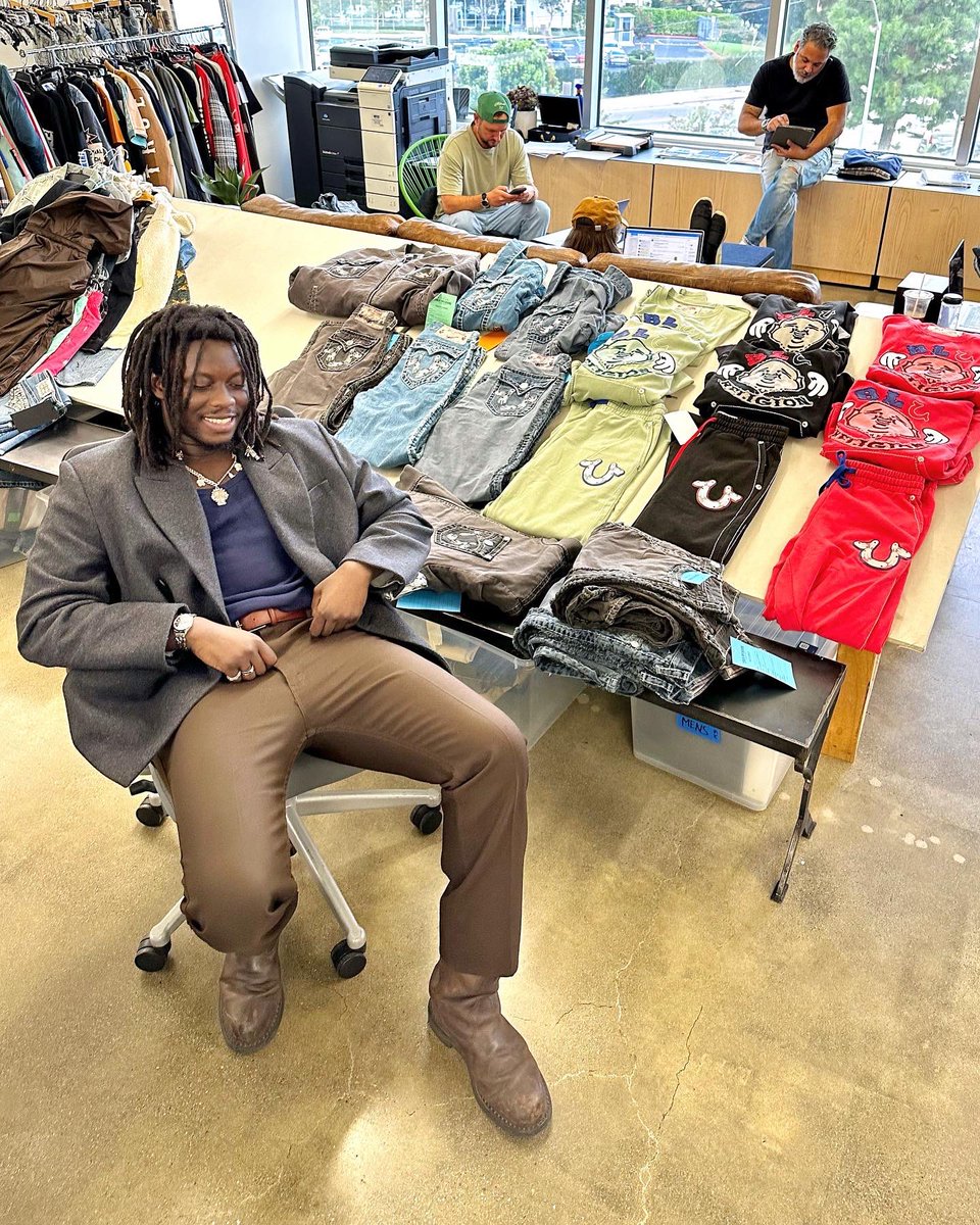 bluboy__'s tweet photo. The Blu Religon Collection is headed to New York fashion Week! 🗽 https://t.co/VqaXEOCQnc