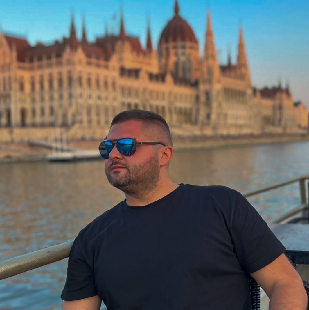 Nistor25's tweet photo. #NewProfilePic https://t.co/0s41fpbmP0