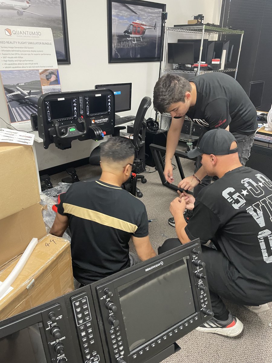 Quantum3D's tweet photo. We would like to thank our Interns for all their hard work this summer. It was an honor to have them work as interns with us. Their work ethic and attention to detail was impressive. We wish each of them the best of luck in their future endeavors.
#Quantum3D https://t.co/w2ynWzfN1z