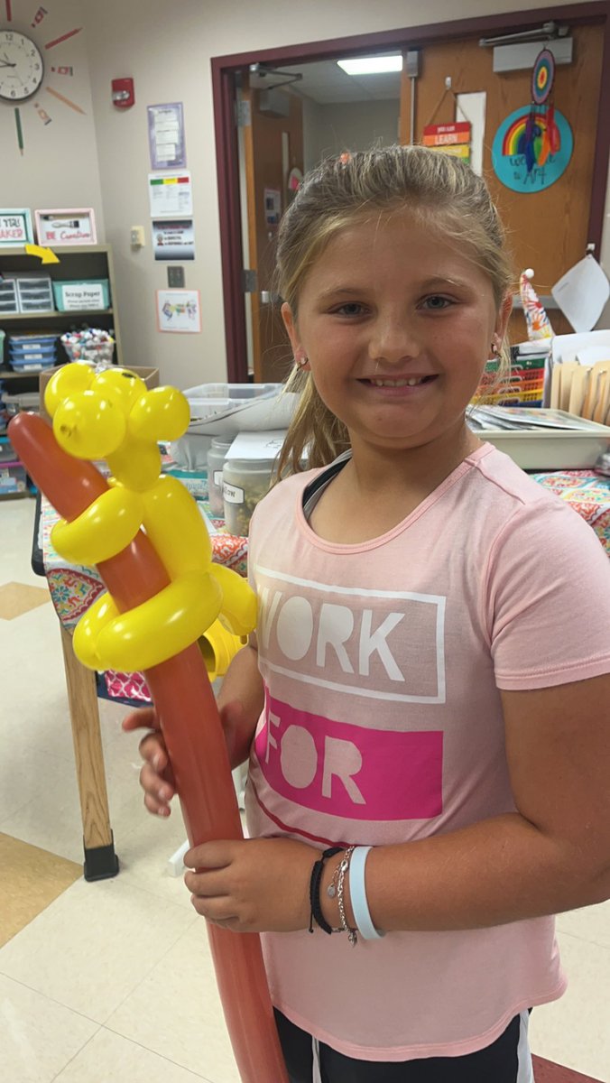 NDESARTROOM's tweet photo. We have moved beyond balloon dogs and I’m so proud of these @NorthDearborn students! It takes a lot of patience to make these neat works of art. #SDLearningToLead https://t.co/pvNCq93aEd