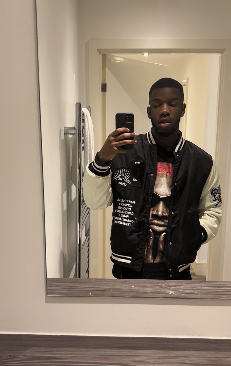 inacio/isaac 🕷️ tweet media