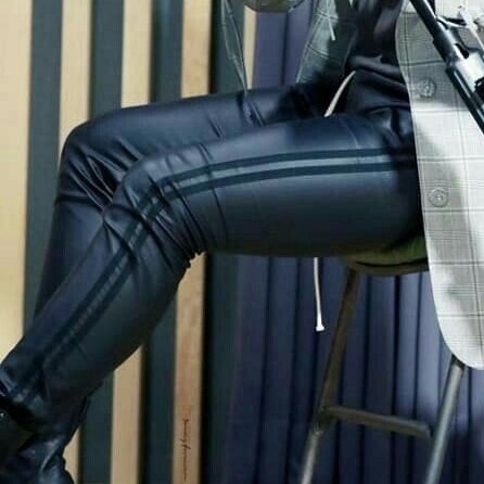 today's category is ωσσуσυηg'ѕ scrum delicious thighs