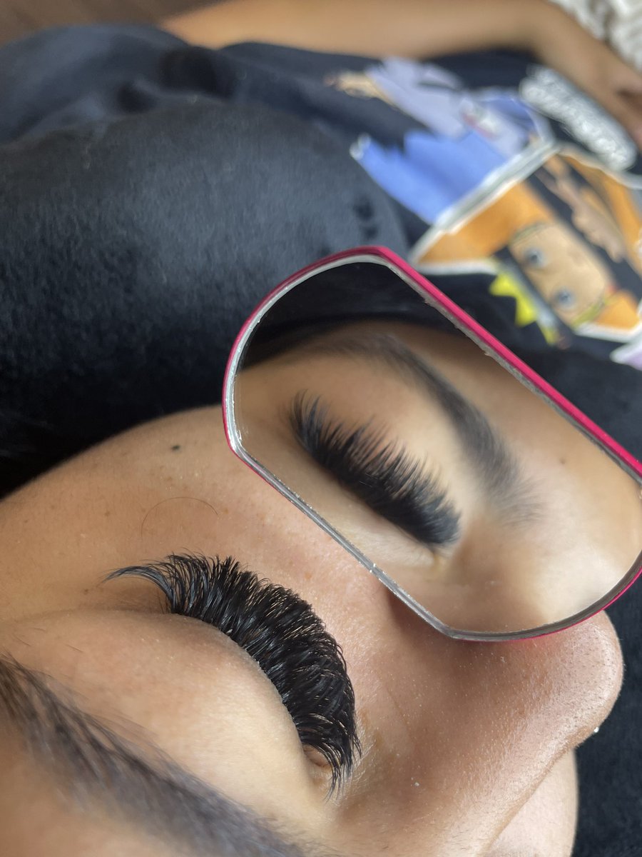 alexisliset's tweet photo. ✨10% NEW CLIENTS ✨

•Salon suite base 
•License 
•Volume &amp; Wispy Sets
•📍78229 area https://t.co/uEp7RAZEoZ