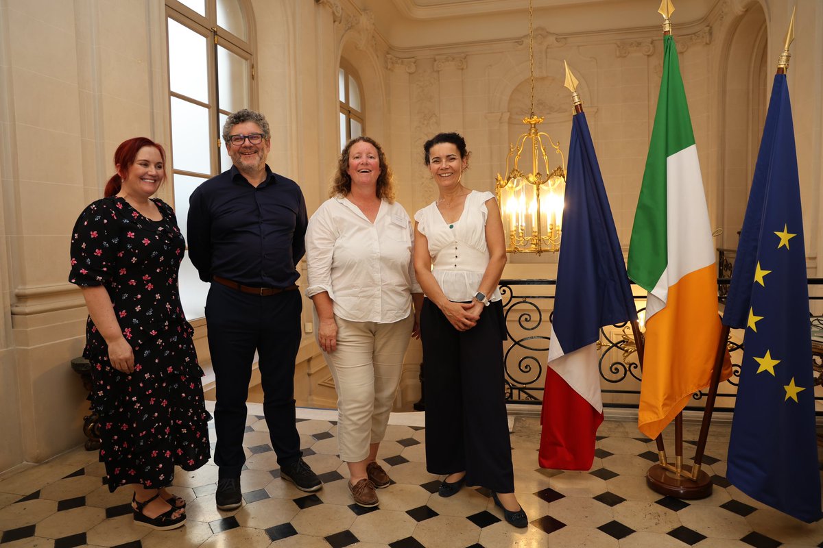 Our MD @charlotteokelly was at the Irish Embassy in Paris today discussing #marinedata and #DigitalTwins for French-Irish #offshorewind research.  With Ambassador Niall Burgess and Minister Neale Richmond @IrishAmbParis @Entirl @MarineIrlNet @nealerichmond