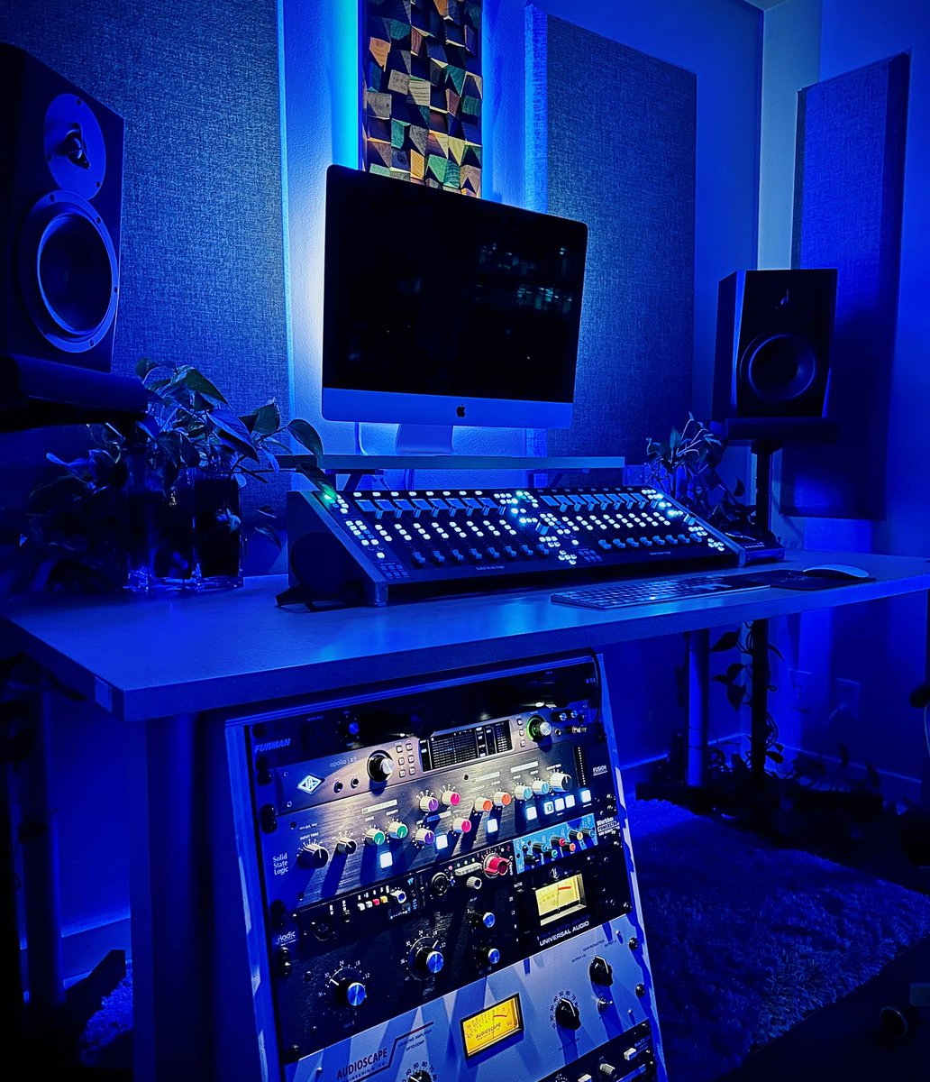 TyDanelley's tweet photo. Quality control… 🎛️ ✅

https://t.co/GpvSNKNOJY https://t.co/NTkMLdWOnS