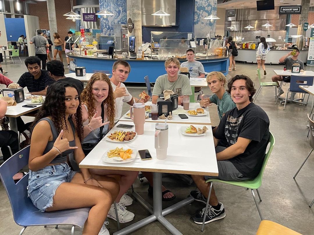 islanderdining's tweet photo. We’re so glad to see everyone back &amp; enjoying the Islander dining options! 🎉🤙

What is your favorite thing you’ve eaten so far? Mine is the snickerdoodle cookies at the dining hall 🙈

#tamucc #islanderdining #foodislife https://t.co/hx12sqkACI