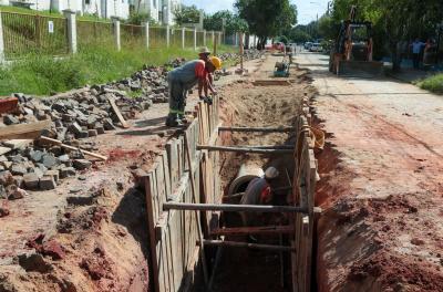 Prefeitura_POA's tweet image. #Abastecimento: Dmae finaliza primeiras obras do contrato de drenagem.

🔗Saiba mais: ⬇️⬇️
prefeitura.poa.br/dmae/noticias/…