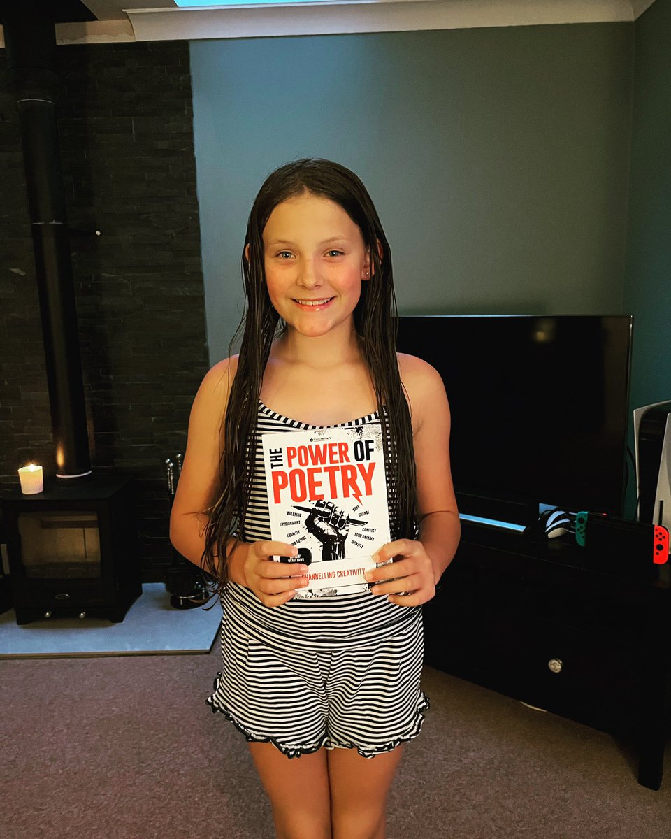 Anna Richards tweet media