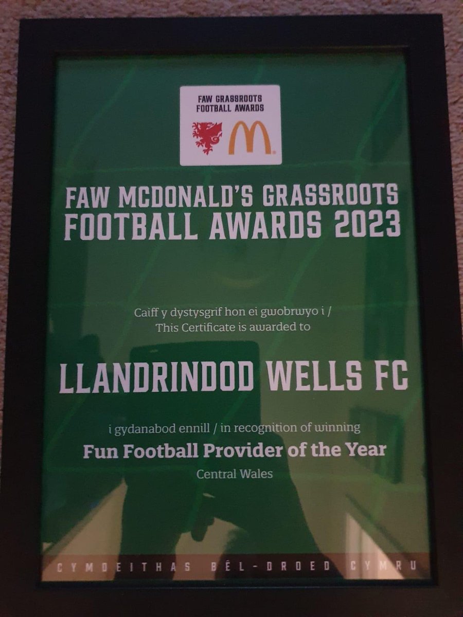 LlandrindodAFC's tweet photo. Great recognition for all of the hard work that goes on behind the scenes by members, coaches and volunteers of the club in organising the fun football events. We are the Winners of the @FAWales Fun Football Provider of the Year for Central Wales #🔵⚪️ https://t.co/0b1TxkDydC