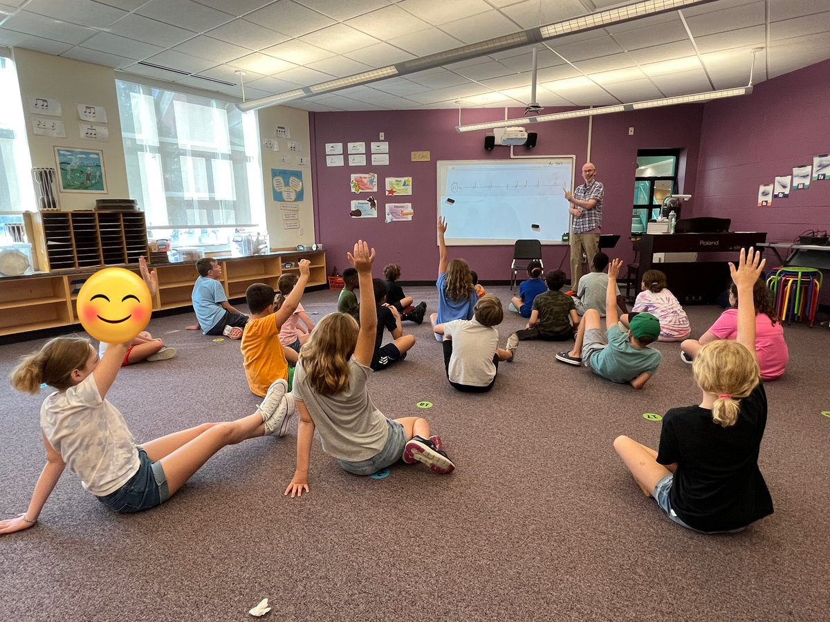 NotesByMrsC's tweet photo. Whew!! 😅 Made it to 5 different schools today! The underlying themes: JOY, RELATIONSHIPS, and CONNECTIONS! Our PA teachers are truly one of a kind here in LPS! @lexingtonsuper @LexPerformArts @folmads (and YAY for running into familiar faces at Bowman @slsmithkelly) https://t.co/JVTEOr04zS