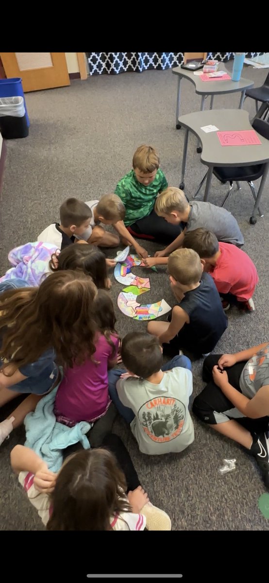 A little creativity followed by some teamwork to put together our class puzzle! 🧩 Each piece is needed for our classroom family! <a href="/PCSD_FV/">Fairview Elementary</a> #RaiderStrong