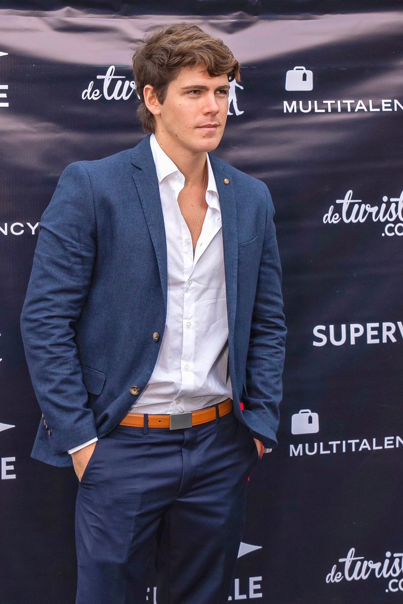 marcosginocchio's tweet photo. Evento de @caras . Muchas gracias por sus mensajes, los quiero 🖤 https://t.co/Au3AtBz8H7