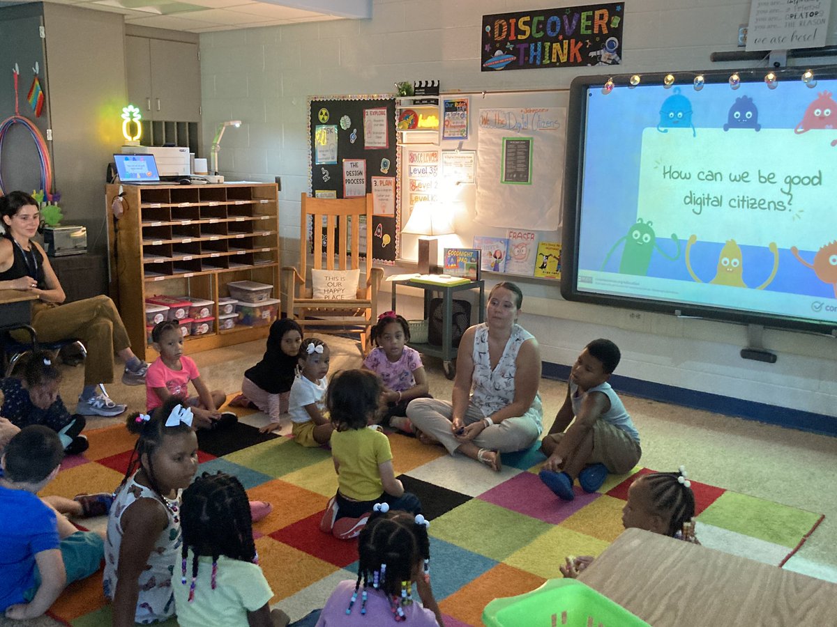 Elizabeth Kirk tweet media