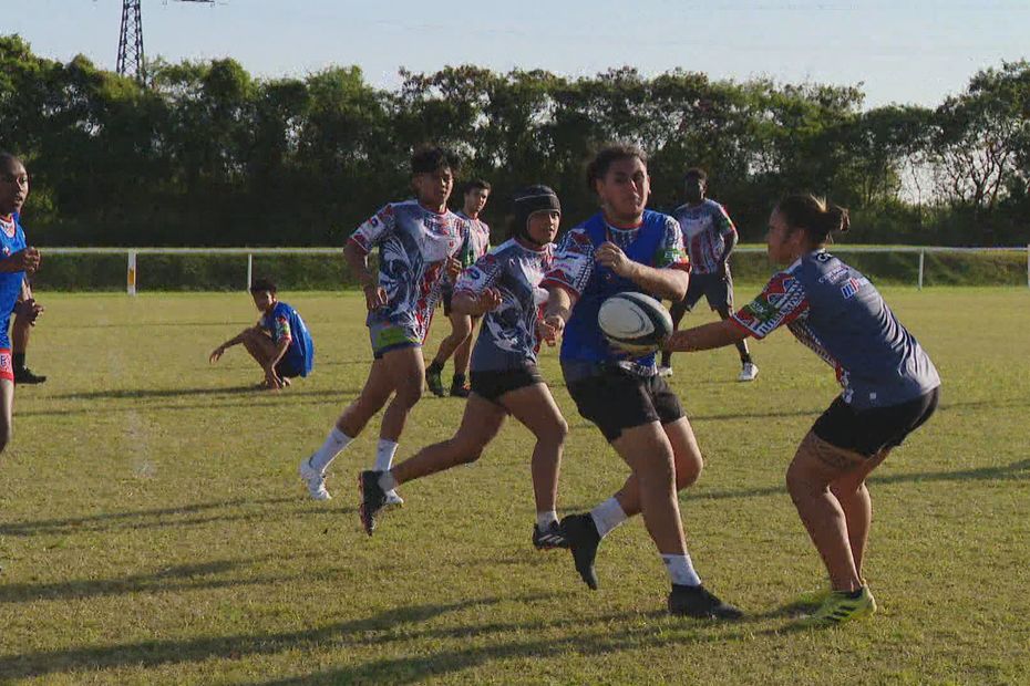 La coupe du monde de rugby commence dans quelques jours. Dans le XV national, cinq joueurs océaniens, d'origine wallisienne et futunienne. Ils ont été repérés et encadrés dès leur plus jeune âge, dans les clubs ou via l'académie pôle… Tahiti Polynesie dlvr.it/SvkLWh