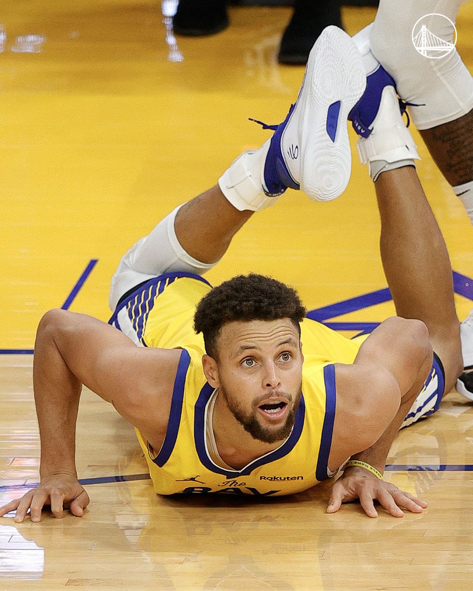 warriors's tweet photo. 62 points.
IN A SINGLE GAME ⚡️

#DubsHistoryWeek https://t.co/LPigfUwJDT