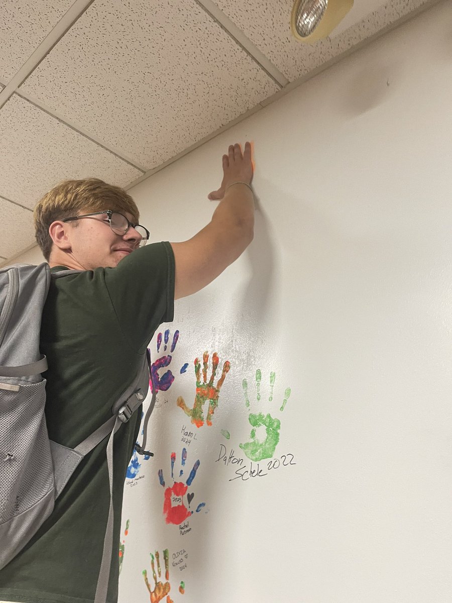 Schaefp1's tweet image. Senior Wall #ocsrocks #ohsclassof2024 #leaveyourmark