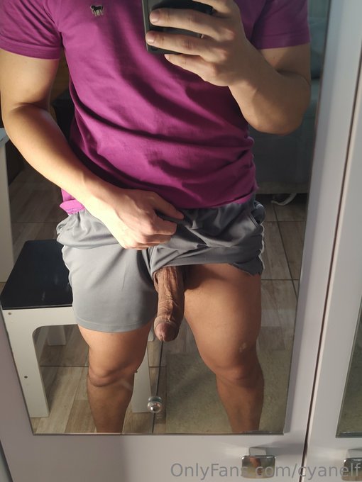 do you like dick veins? https://t.co/So5yAjLtFT