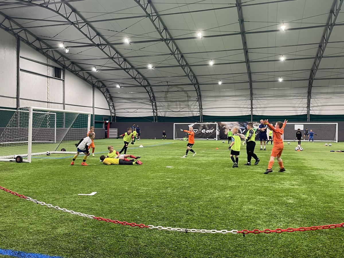 Paul Saxton (@paulsaxton17) on Twitter photo Little man loved it tonight <a href="/NFFC/">Nottingham Forest</a> U8’s goalkeeper session <a href="/Katielou85/">Katie Saxton</a> @MapleTreeLW <a href="/MrStevensLW/">Mr Stevens</a> <a href="/LadywoodKH/">Ladywood Primary School</a> #goalkeeper 🧤⚽️🌳 Little man loved it tonight <a href="/NFFC/">Nottingham Forest</a> U8’s goalkeeper session <a href="/Katielou85/">Katie Saxton</a> @MapleTreeLW <a href="/MrStevensLW/">Mr Stevens</a> <a href="/LadywoodKH/">Ladywood Primary School</a> #goalkeeper 🧤⚽️🌳