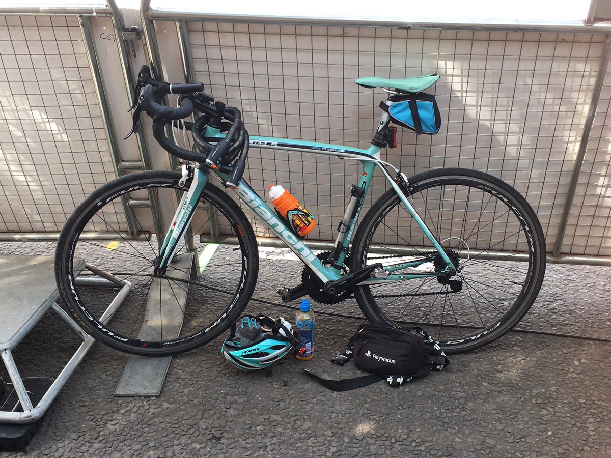 chawky756's tweet photo. I wonder if anyone cycled further than me today to watch the climax of Stage 4 of the Tour of Britain? :) 
(left home 8.15am, home at 8.30pm, just under 8 hours in the saddle)
@TourofBritain https://t.co/ACNdw36k7f