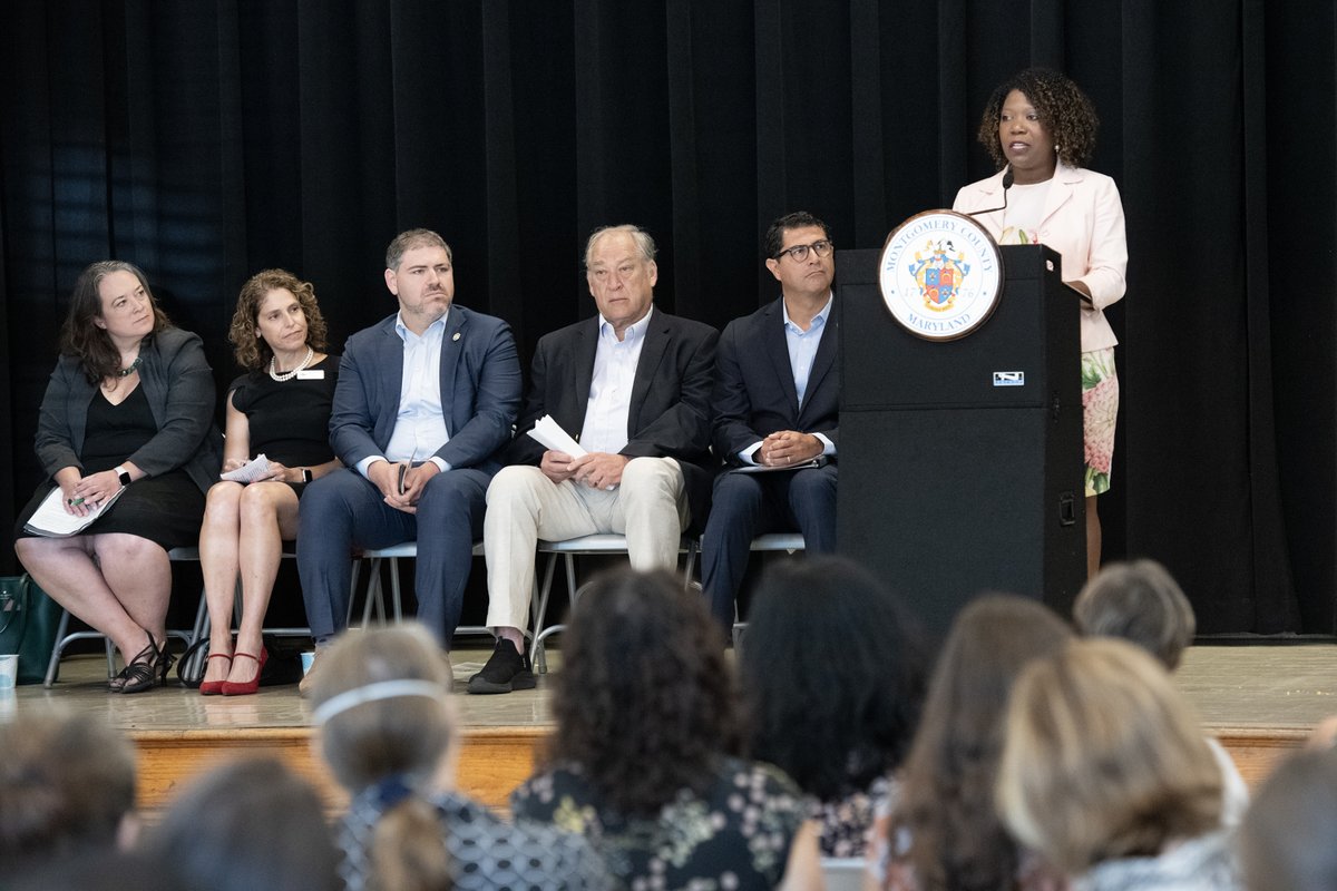No child should go hungry!

Dr. McKnight speaking at the End Childhood Hunger press briefing at Highland Elementary School presented by the Montgomery County Government.

County officials, including BOE members Lynne Harris and Grace Rivera-Oven, were in attendance.