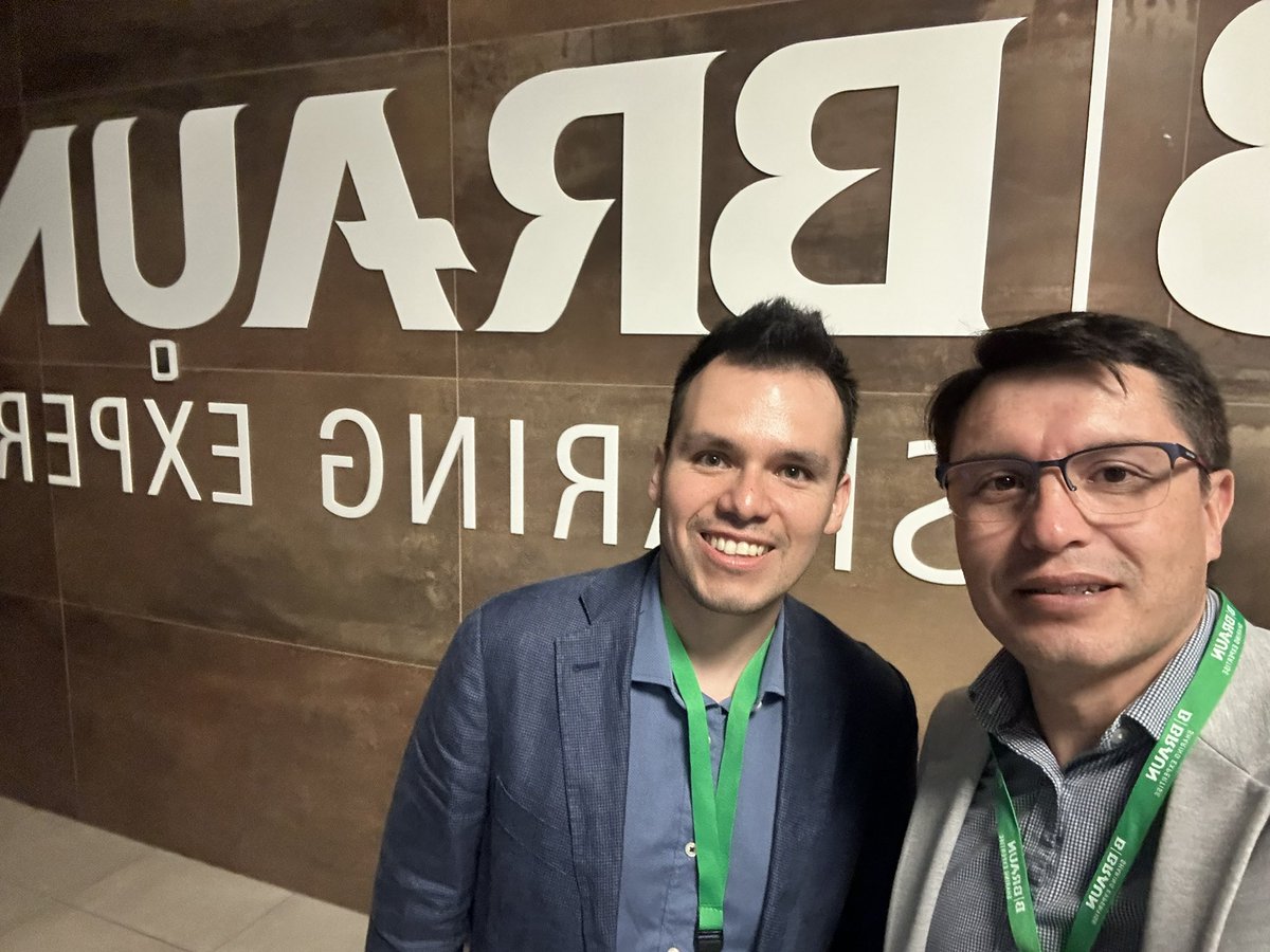 DARIOJIMENEZEC's tweet photo. En el tercer curso de actualización en el manejo del paciente crítico. Con excelentes charlas de Jorge Rodríguez y Gonzalo Ramírez. La máquina de BBraun con set para remoción de CO2. https://t.co/iCjITUjVAd