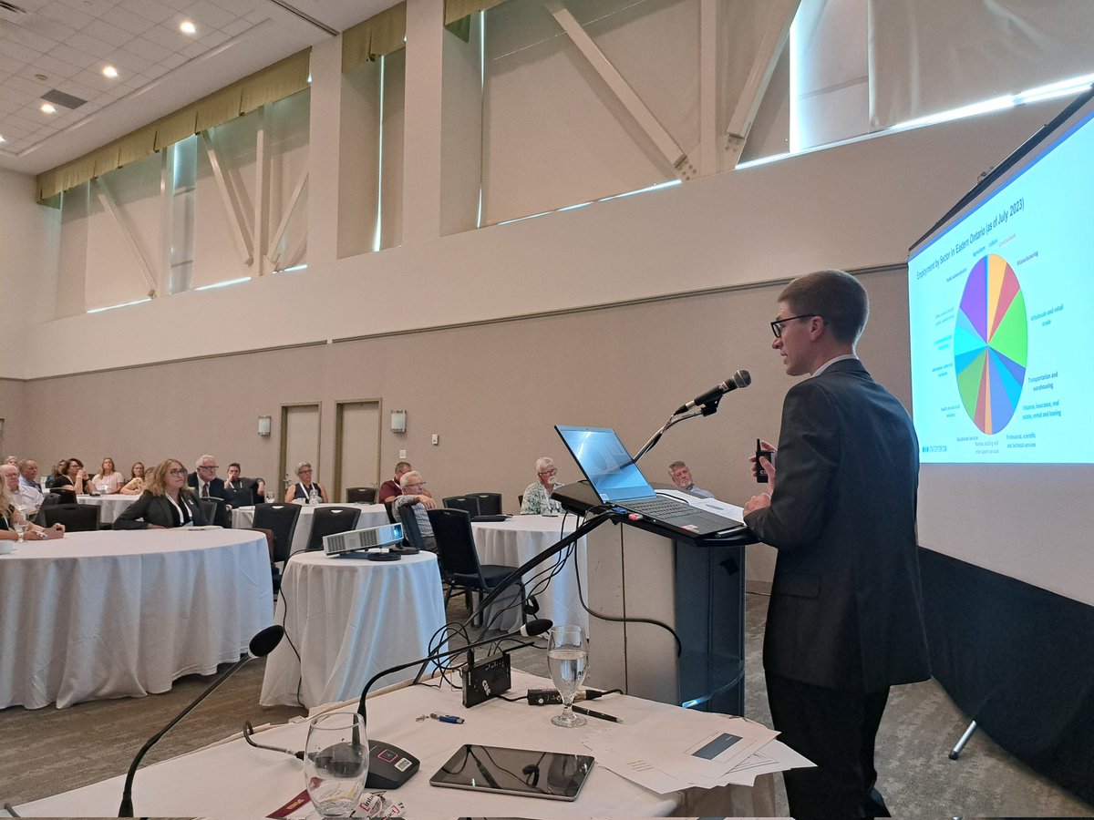 Choose Cornwall (@choosecornwall) on Twitter photo Macroeconomic snapshot of Eastern Ontario at #OEMC2023 courtesy of Sébastien Labreque from <a href="/StrategyCorp/">StrategyCorp</a> Macroeconomic snapshot of Eastern Ontario at #OEMC2023 courtesy of Sébastien Labreque from <a href="/StrategyCorp/">StrategyCorp</a>