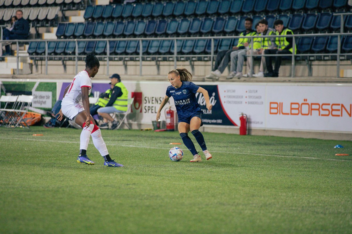 PFC_feminines's tweet photo. "𝑇'𝑒𝑠 𝑝𝑎𝑠 𝑐𝑜𝑛𝑡𝑒𝑛𝑡 ? 𝑡𝑟𝑖𝑝𝑙𝑒́ !"
3️⃣-0️⃣ #PFCFCK #UWCL https://t.co/iWhM8KeM1E