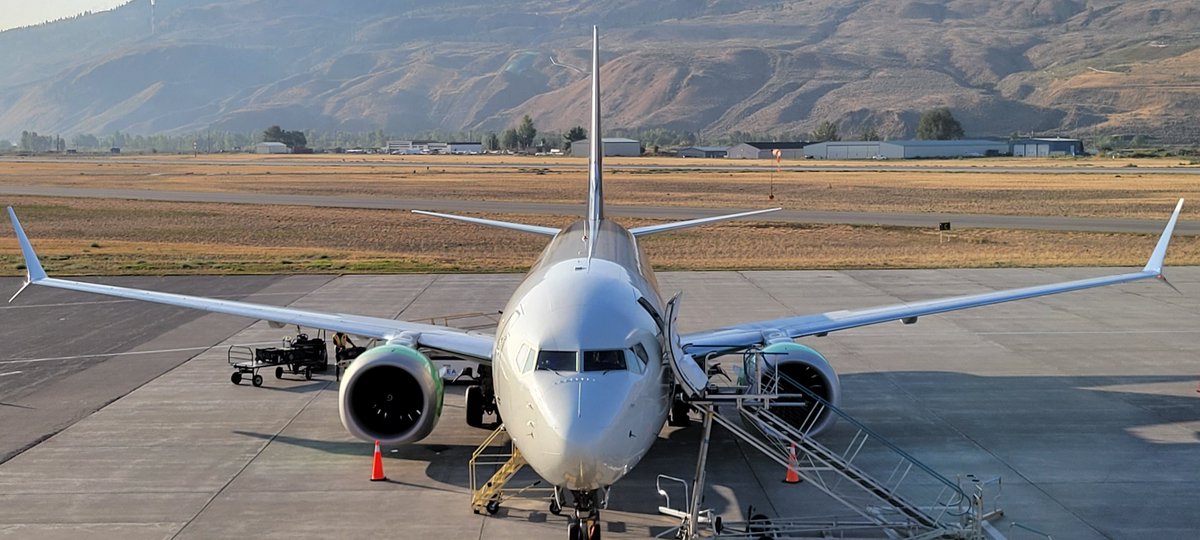 Kamloops Airport tweet media